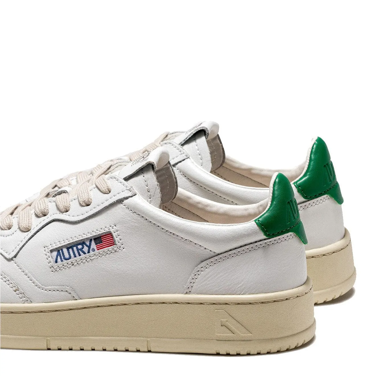 Autry Womens Medalist Low Leather Trainers White / Green