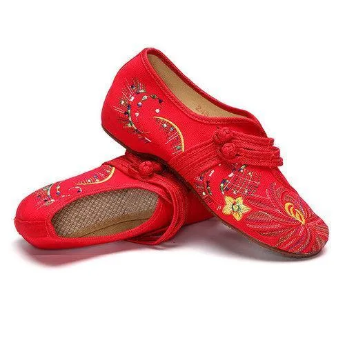 Big Size Flower Embroidered Chinese Knot Vintage Flat Casual Loafers