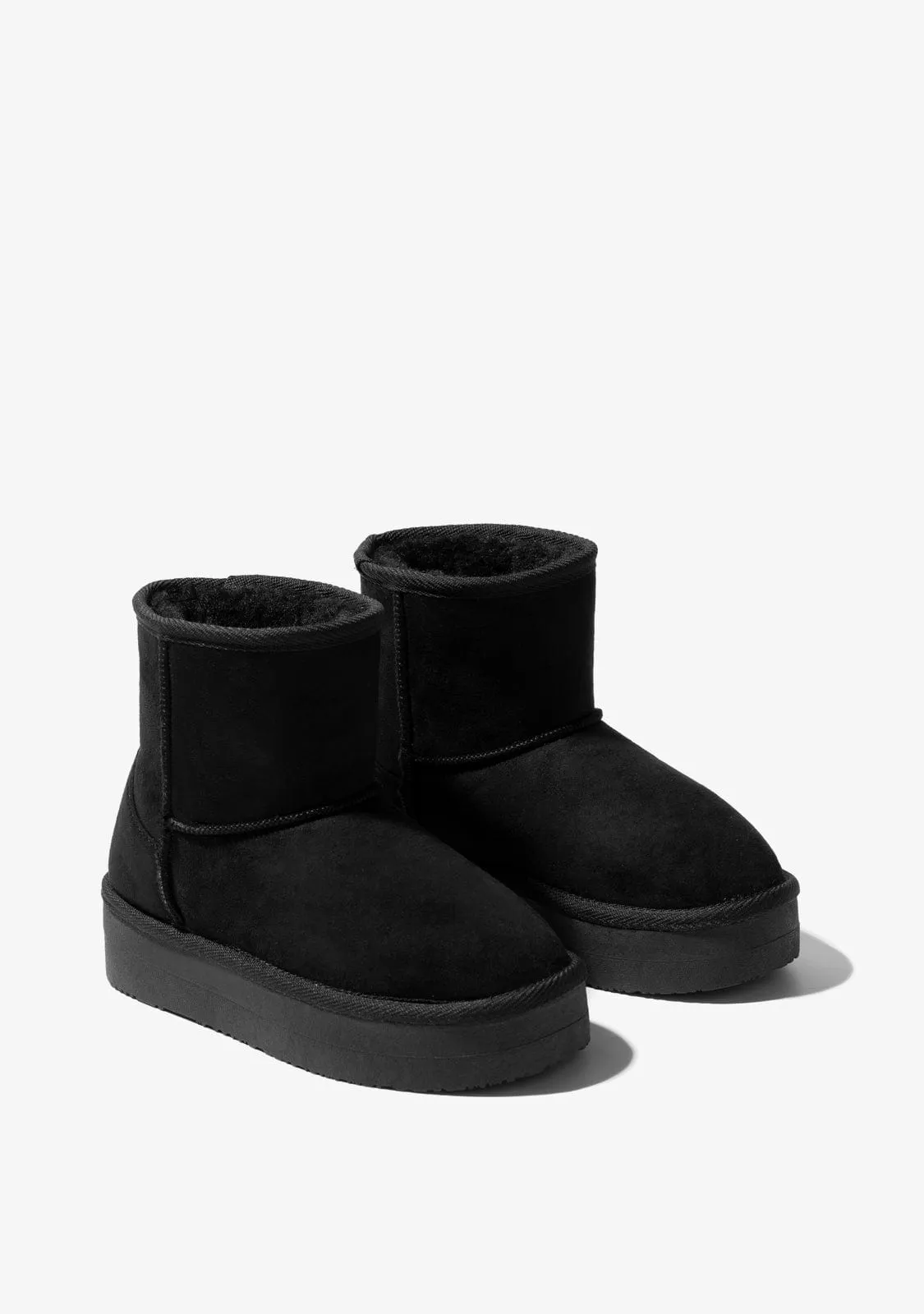 Black Platform Australian Boots Water Repelent
