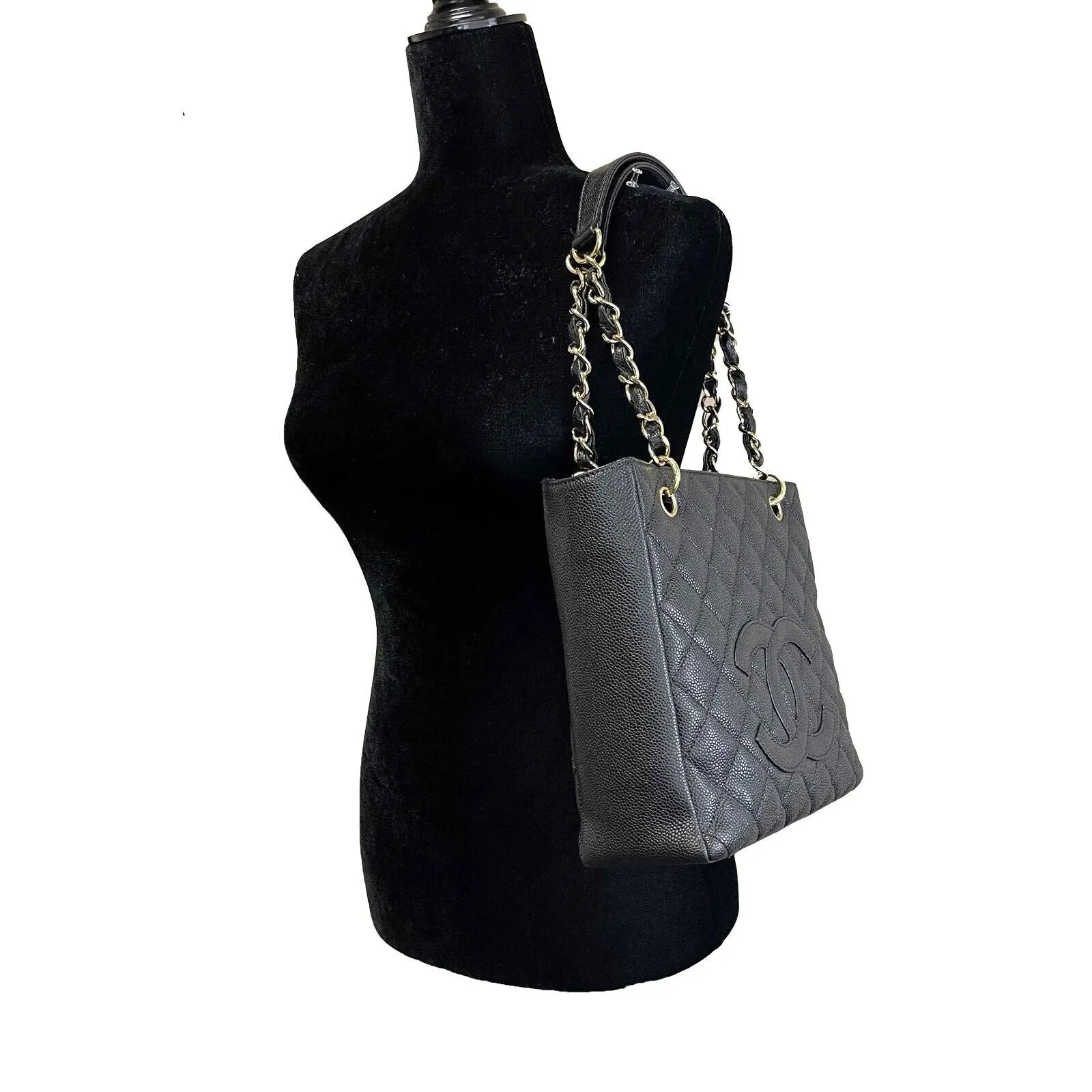 CHANEL Excellent Petite Shopping Tote Caviar PST 2016 Black Handbag