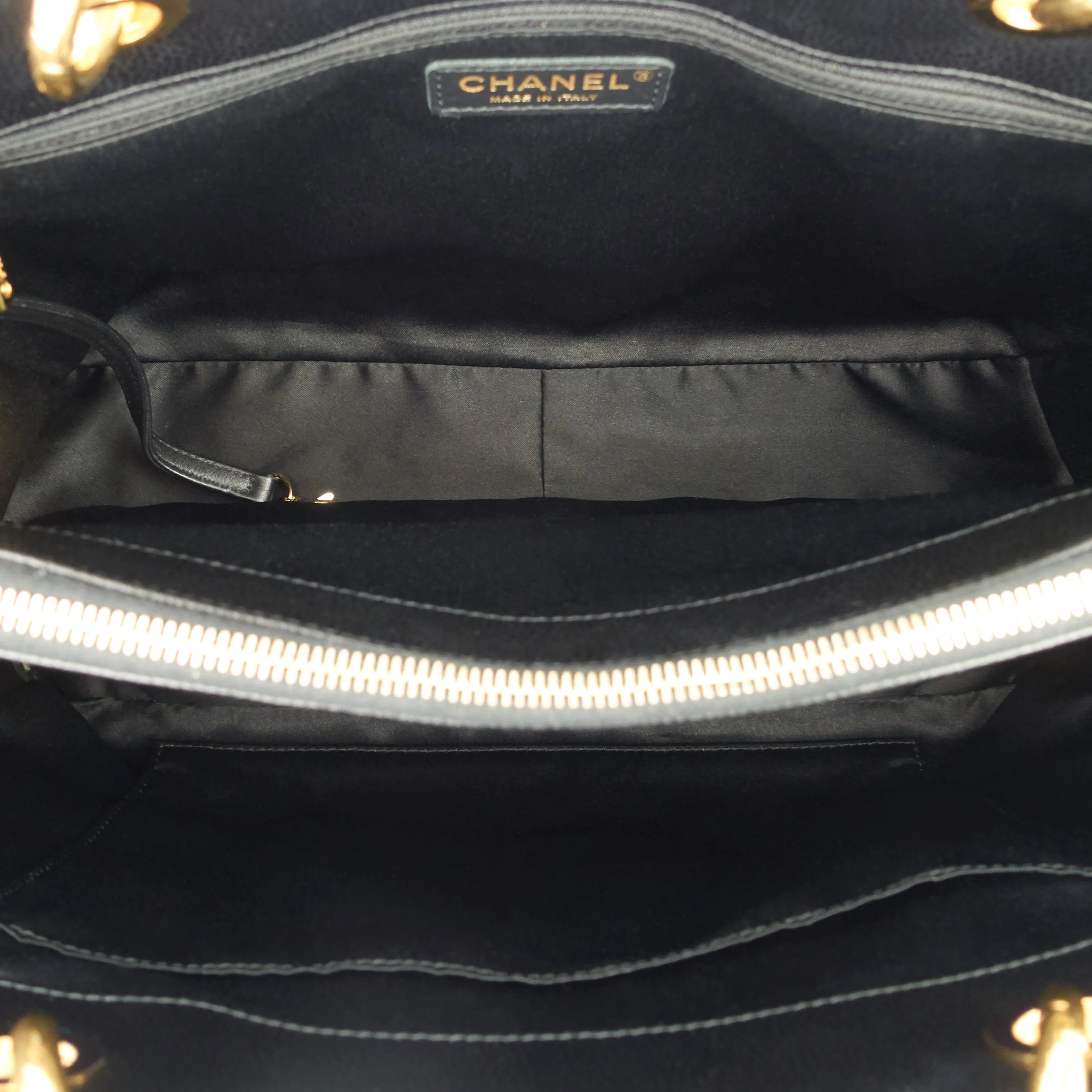 CHANEL Grand Shopping Tote GST Large Caviar Leather Bag