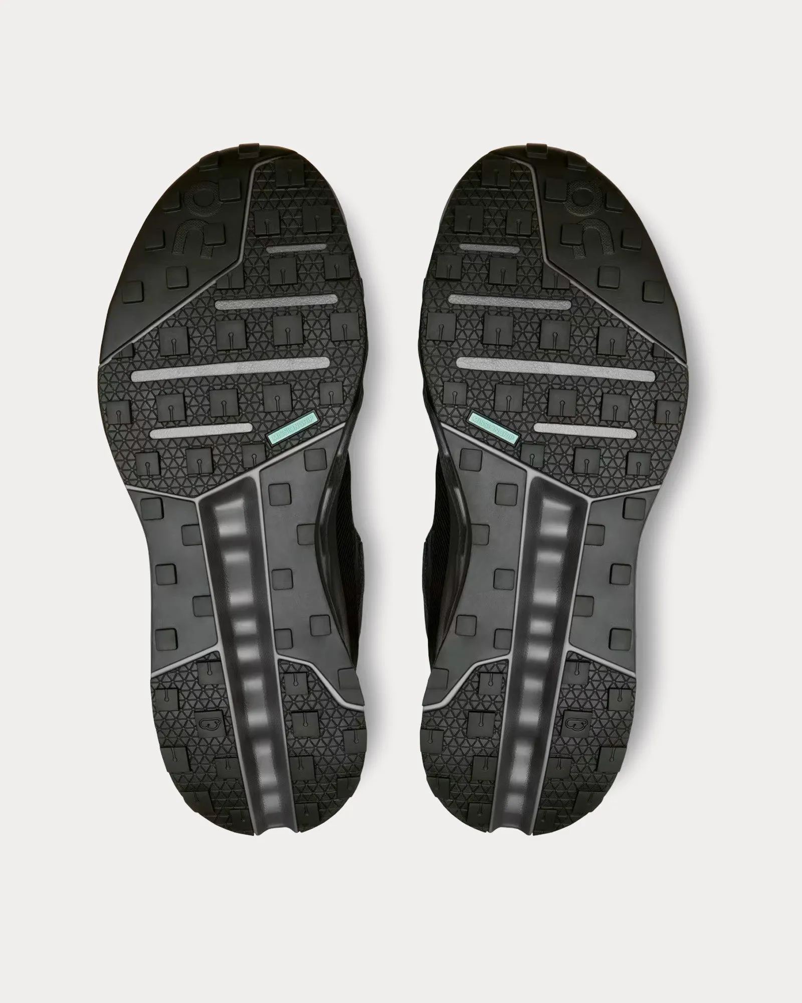 Cloudhorizon Waterproof Black / Eclipse Running Shoes