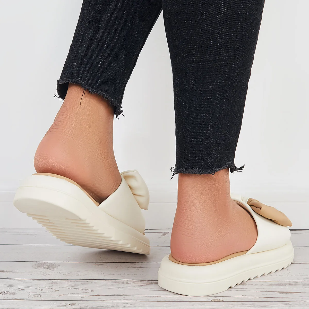 Sohiwoo Women Bowknot Platform Slide Sandals Thick Sole Slippers