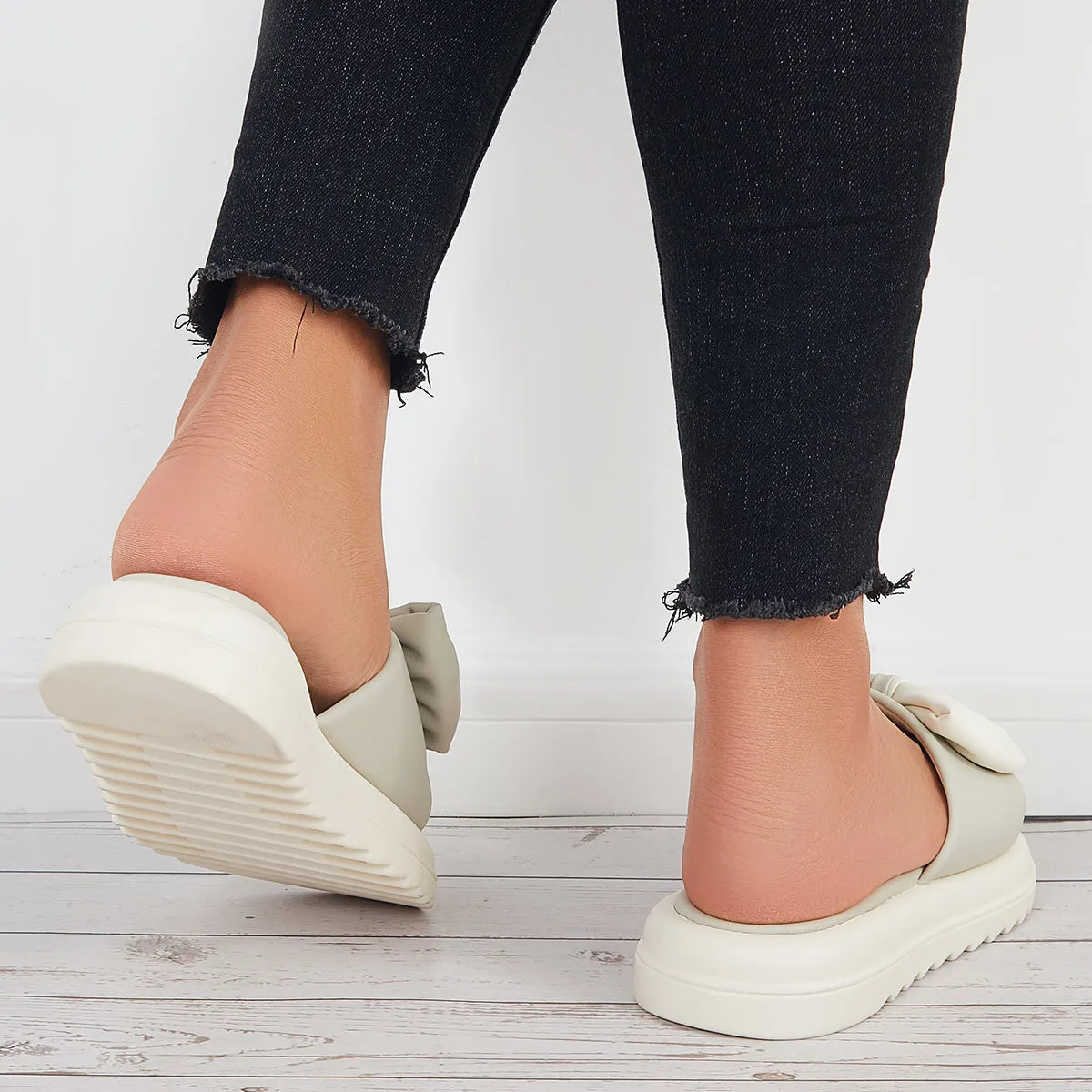 Sohiwoo Women Bowknot Platform Slide Sandals Thick Sole Slippers